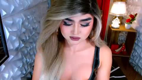 Sasha Blaire online show from May 12, 11:57 pm