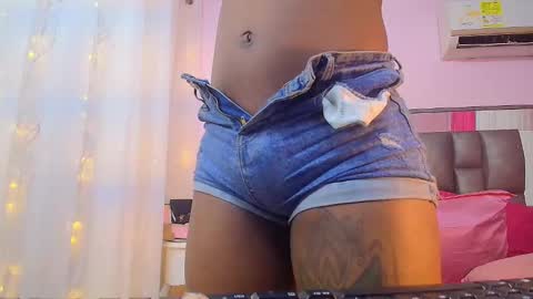 Nathaly online show from November 3, 2:27 pm