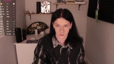 Mark online show from January 6, 5:49 pm