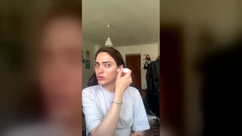 mary33berlin online show from May 19, 1:29 pm
