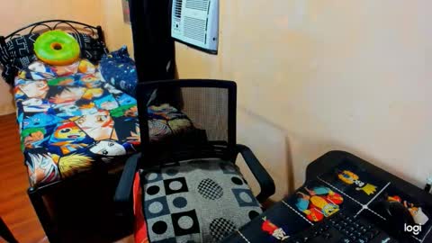 kimmy online show from November 18, 5:35 pm