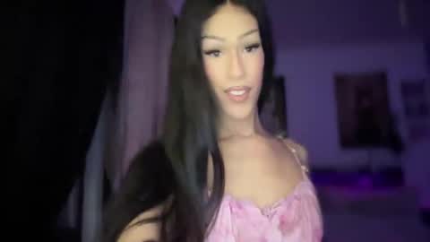 Snapshot of matrixprincess chatting on October 26, 11:23 pm MOLLY MILLS online show from October 26, 11:23 pm