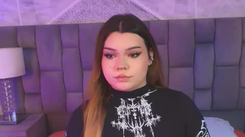 Maxine Minx online show from December 4, 10:14 pm