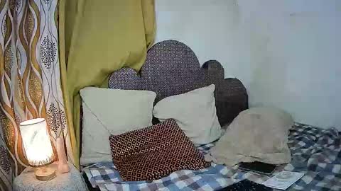 MAXINE online show from October 24, 7:46 am