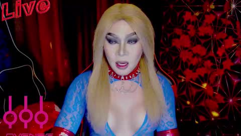 THE QUEEN ALPHA   Queen Medusa Prey online show from November 1, 6:27 pm