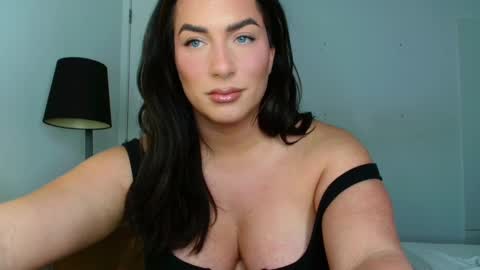 Megan Cox online show from January 21, 8:00 pm