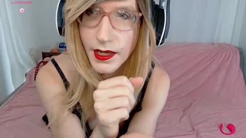 Melody Day online show from October 17, 7:50 pm