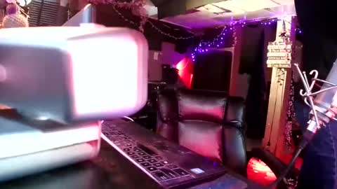 michelle_flowers online show from October 22, 4:03 am