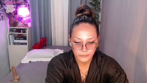  Dont forget to follow online show from December 3, 6:33 pm