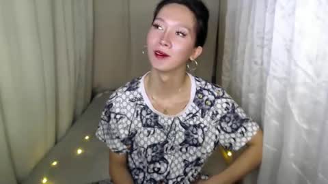ELLA online show from January 23, 2:33 am