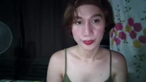 its me kizzy online show from May 25, 12:35 pm