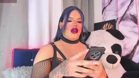 kassandra lazcano online show from June 10, 12:21 am