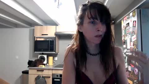 missthon online show from January 26, 12:01 pm
