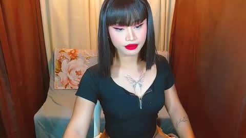 SweetViolet online show from October 9, 11:00 am