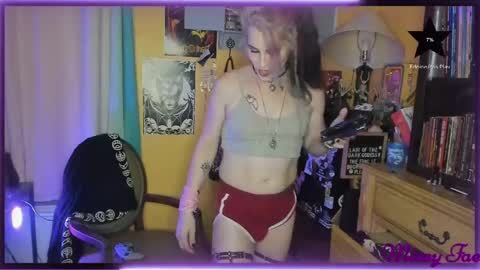 Sylvie Slayz online show from April 8, 4:03 am