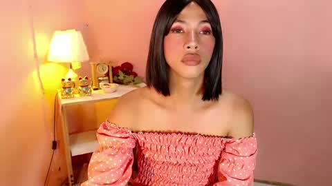 Mocha Locca  online show from March 11, 6:41 pm