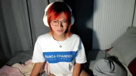 Momo online show from March 5, 5:14 am