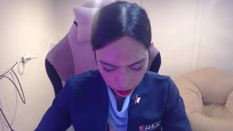 Snapshot of monstercockselfsuck chatting on February 3, 8:02 am ELYSE A SIMPLE GIRL online show from February 3, 8:02 am