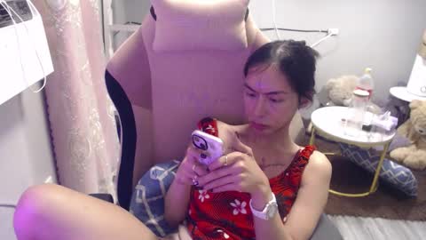 Snapshot of monstercockselfsuck chatting on September 22, 4:12 pm ELYSE A SIMPLE GIRL online show from September 22, 4:12 pm