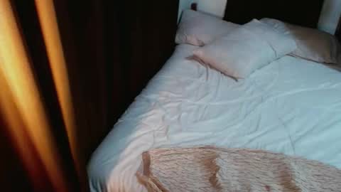 kate online show from December 7, 11:29 pm