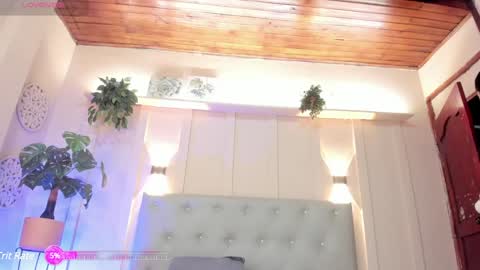 Your baby Nicol  online show from December 21, 1:21 pm