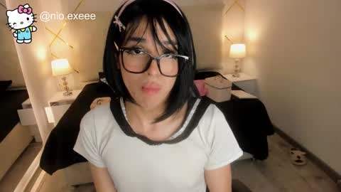 nioki_ online show from February 23, 7:33 am