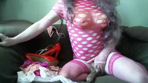 Chloeeee xxx online show from September 29, 9:20 am