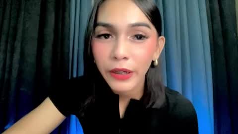 Pearl online show from November 15, 8:18 pm