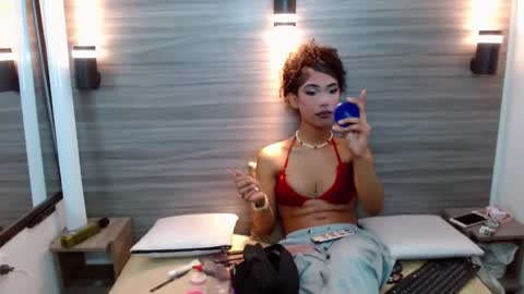 Penelopee Rouse online show from December 16, 8:58 pm