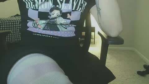 Mia online show from March 5, 4:30 am