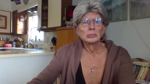 Snapshot of phillipa1023 chatting on January 13, 6:59 pm phillipa online show from January 13, 6:59 pm