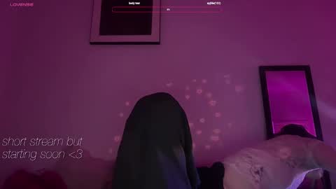 pixie_praxis online show from February 13, 9:20 am