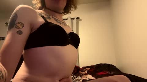 prichardjason13 online show from November 18, 12:32 am