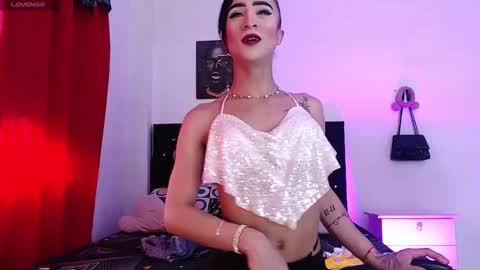 priscilarainbow online show from January 12, 8:49 pm