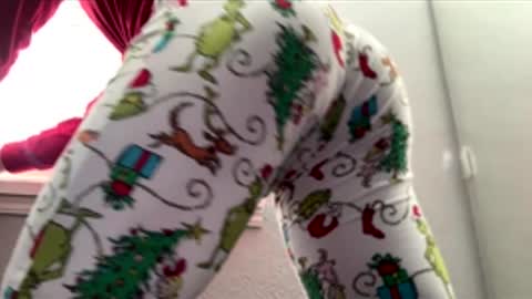 prtty2345 online show from March 12, 3:39 pm