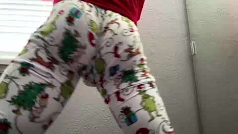 prtty2345 online show from March 23, 7:19 pm