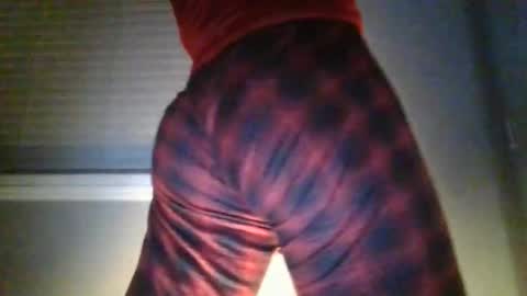 prtty2345 online show from March 31, 8:16 am