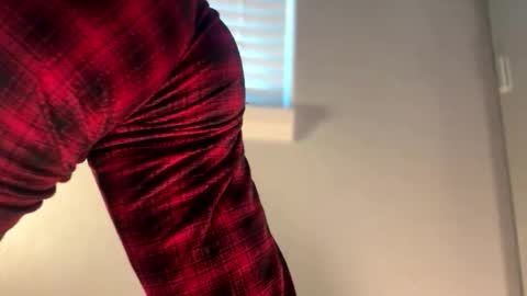 prtty2345 online show from April 1, 6:38 pm