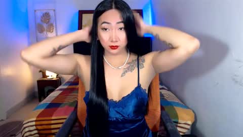 QUEEN online show from March 6, 6:12 pm