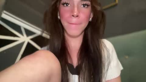 QUEEN online show from November 13, 4:14 pm