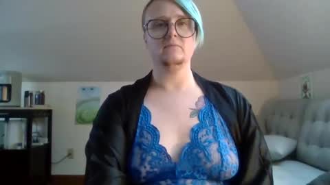 queerlyjaz online show from October 10, 12:11 am