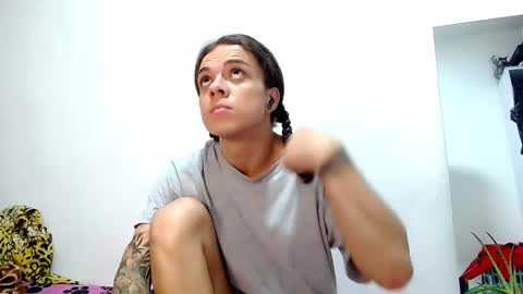 sara_johnson__ online show from November 7, 2:11 am