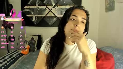  SARAHJEY     online show from February 10, 2:07 am