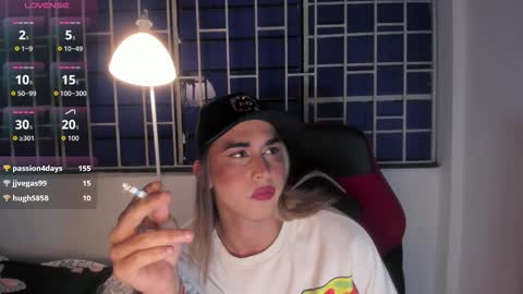 sarahunter1 online show from September 13, 6:41 am