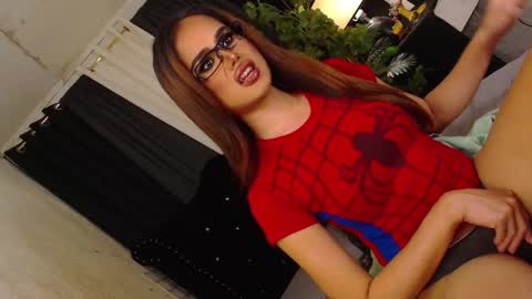 savannafox online show from November 14, 10:45 am