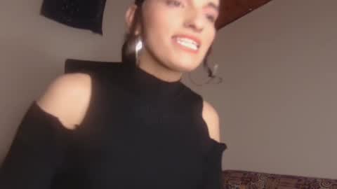 scarlet online show from January 18, 12:40 am