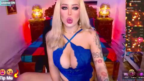 Snapshot of selina_diorxxx chatting on September 28, 6:45 am Will You Be My CumDumpster in Real  Drink My Milk online show from September 28, 6:45 am