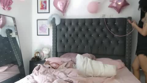 sararoussee online show from March 4, 2:53 pm