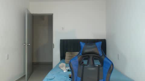 Natalia Duran online show from November 27, 6:27 am