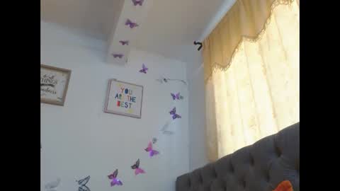 Venus Independent Model online show from February 24, 6:34 pm